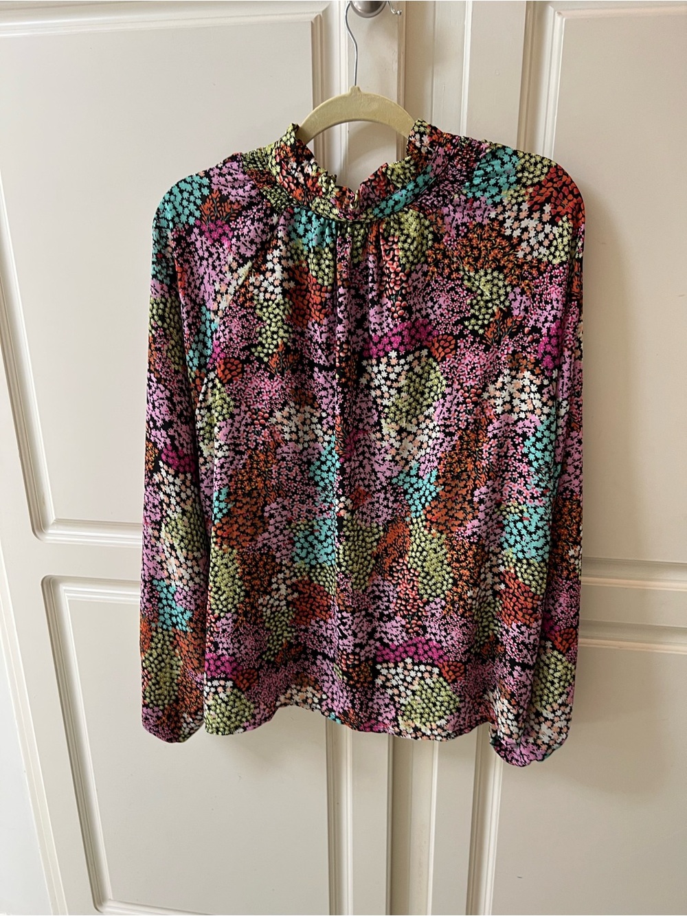 Karlie Multicolor Floral V-Neck Ruffle Blouse - Picture 4 of 5